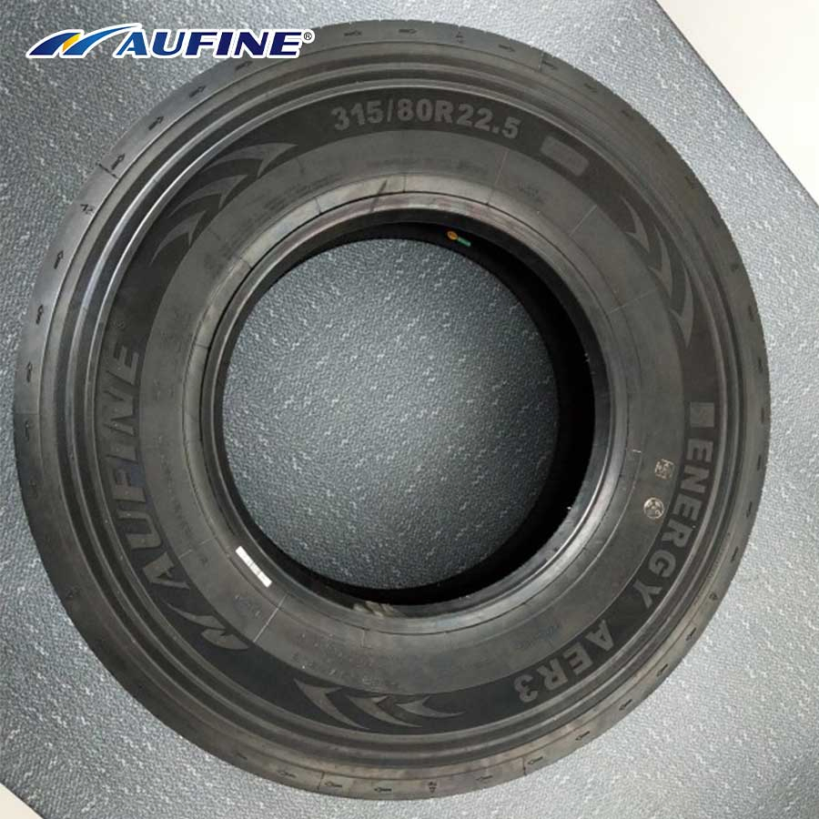 Грузовая шина Aufine Aer3 215/75R17.5 бескамерная
