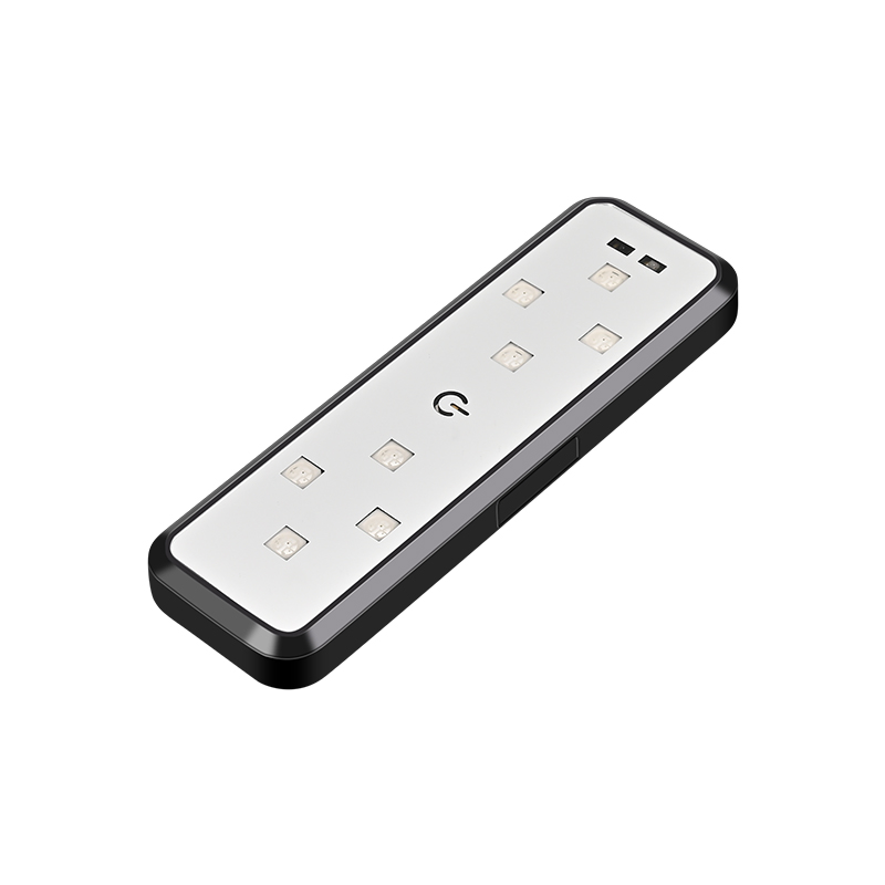 Светодиодная проекция для авто с USB-зарядкой, 2 шт.