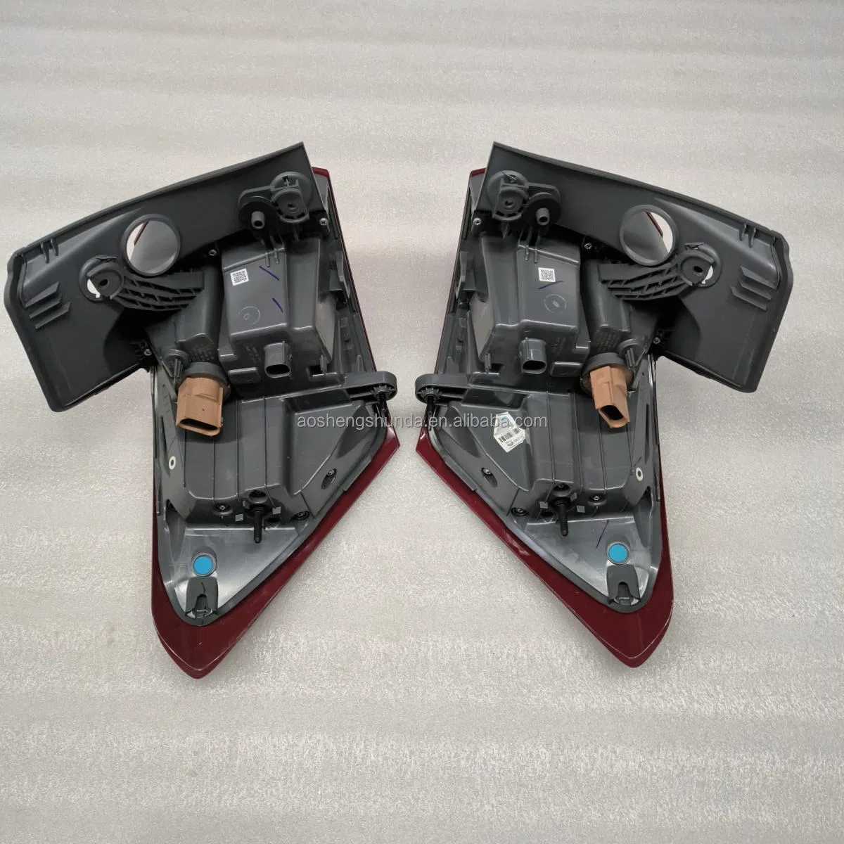 Factory Direct Sales Auto Spare Parts Car Rear Brake Lamp 23394658 23394659 for Che- Vrolet Equinox