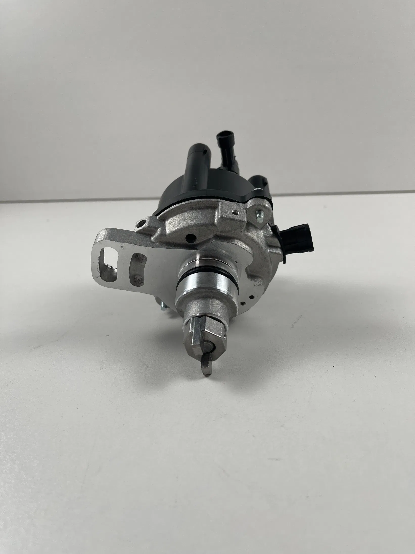 Car Engine Electronic 19100-74081 Distributor Assy Ignition Car Parts