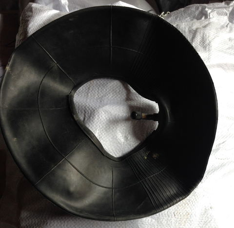 Шина 4.00-8 с камерой для тачки и тележки