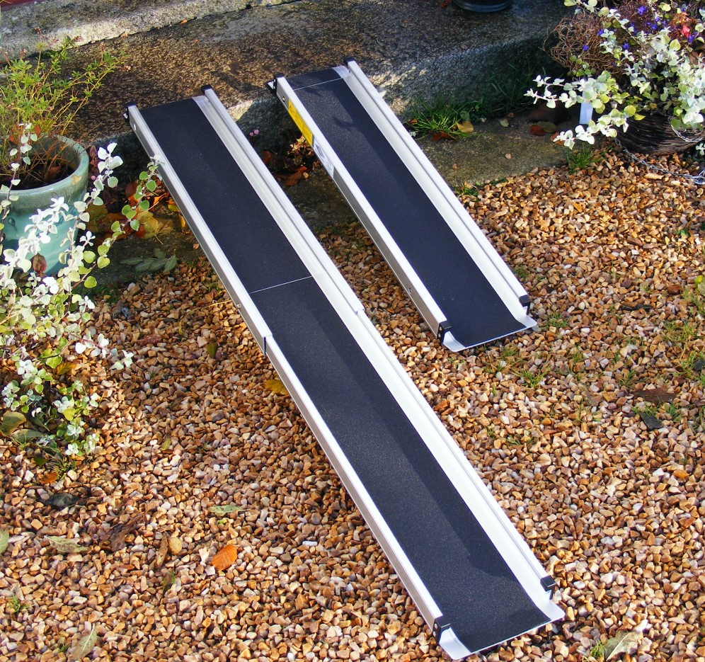 Aluminium Folding Telescopic Channel Threshold Car Wheelchair Ramps