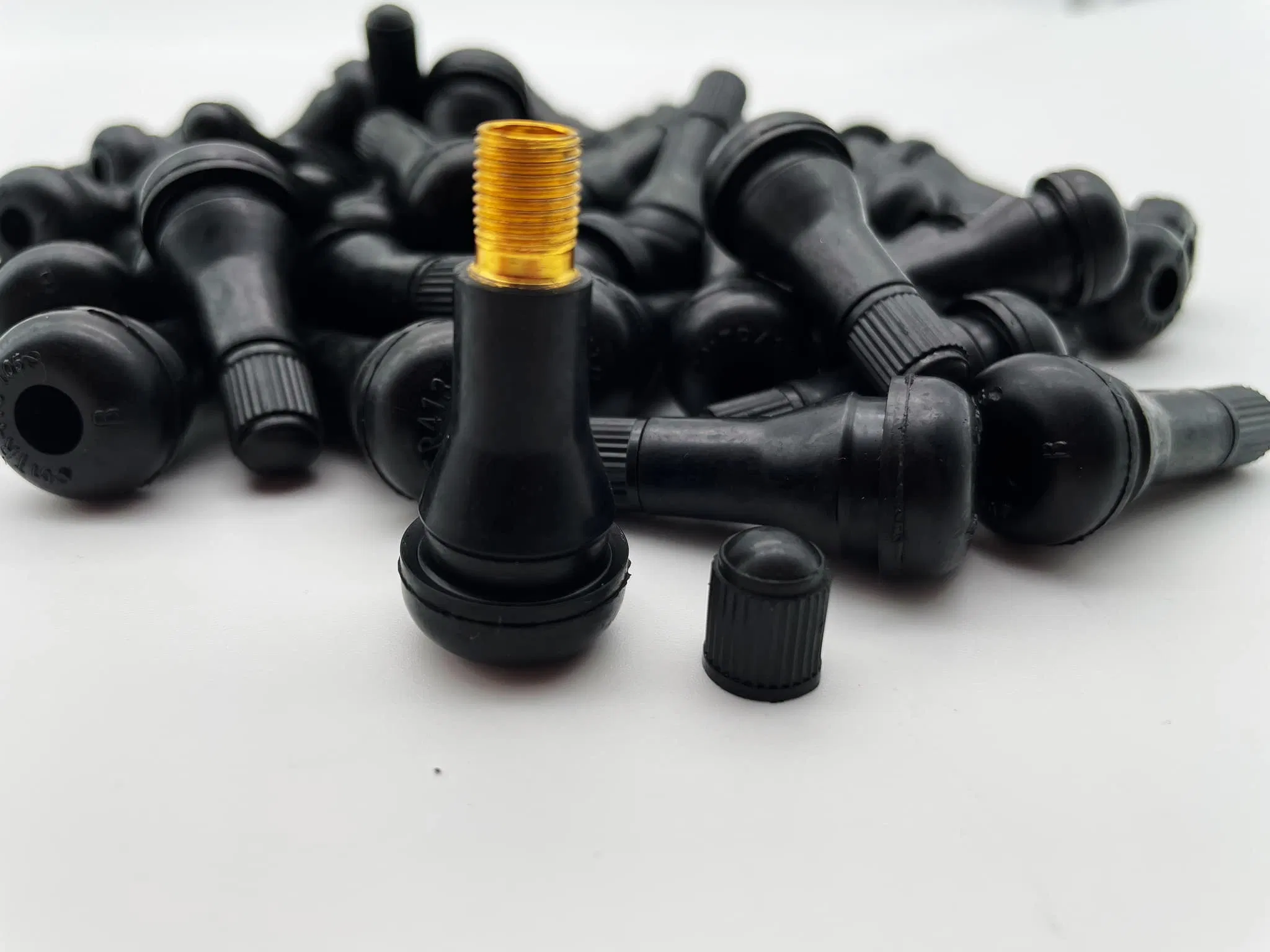 Ремонтный вентиль для бескамерных шин TR413/TR414