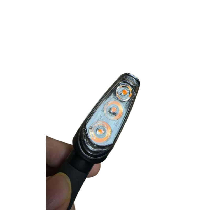 Поворотник светодиодный Qjmotor Benelli 150S