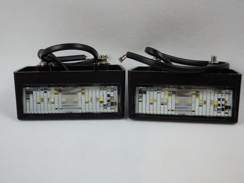 Фонарь подсветки номера E-MARK LM404 для мотоцикла