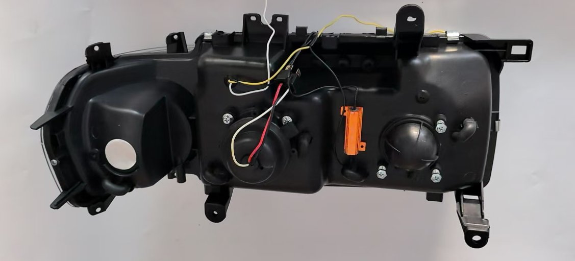 LED-фары для Toyota Land Cruiser LC80 (1990-1997)