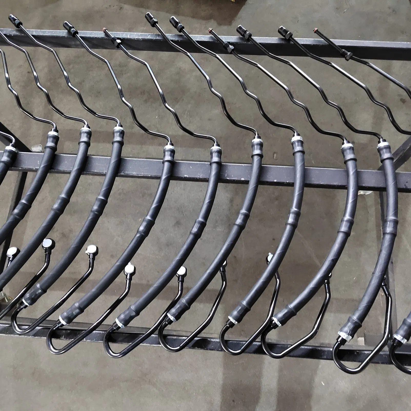 Шланг кондиционера для Mercedes-Benz 221 830 17 16