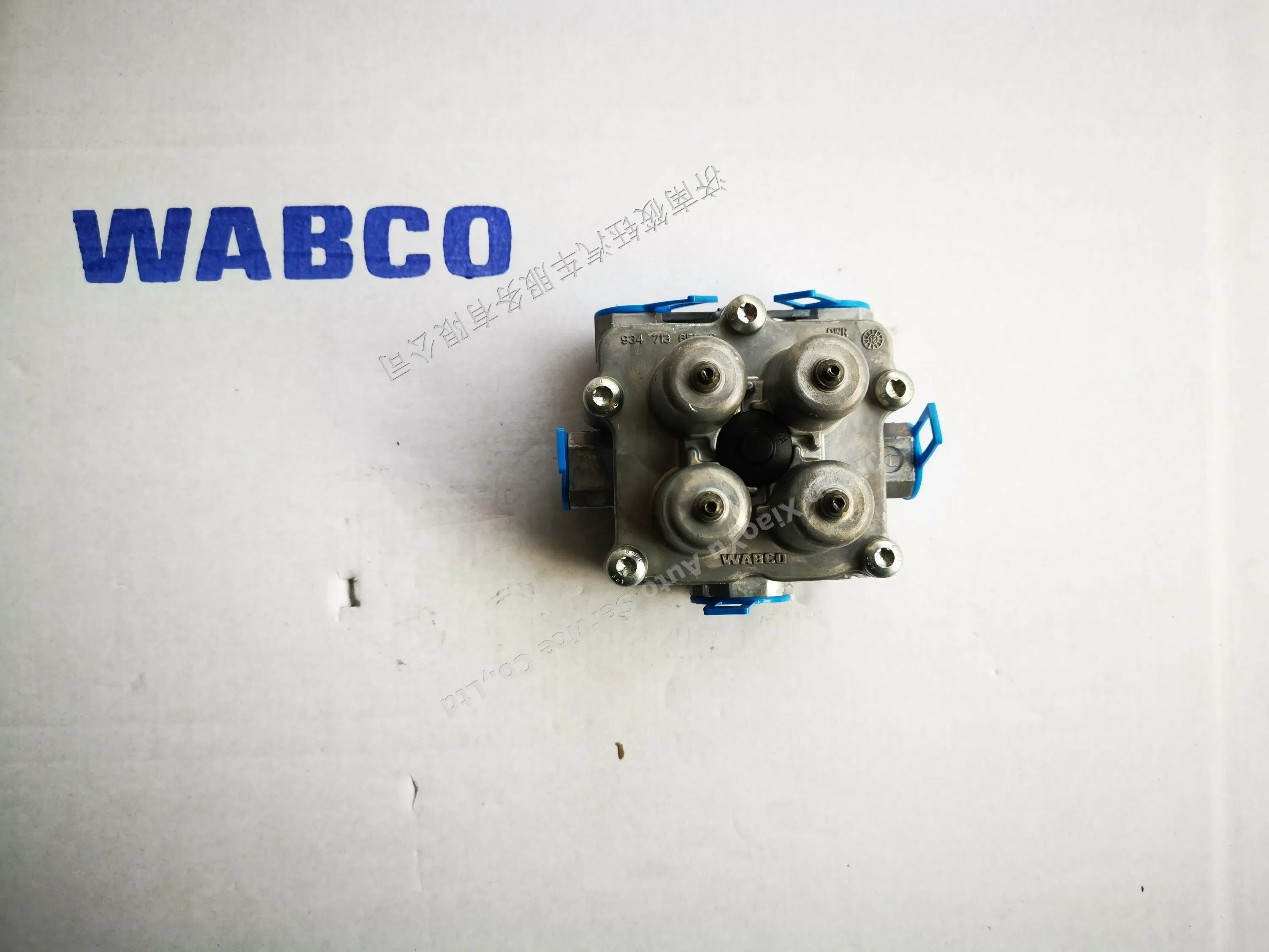 Four Circuit Protect Valve for Wabco Vehicles 9347140100 934710037 9347140000 9347140010 Used in FAW Camc Hyundai Foton China Wholesaler Bus Parts