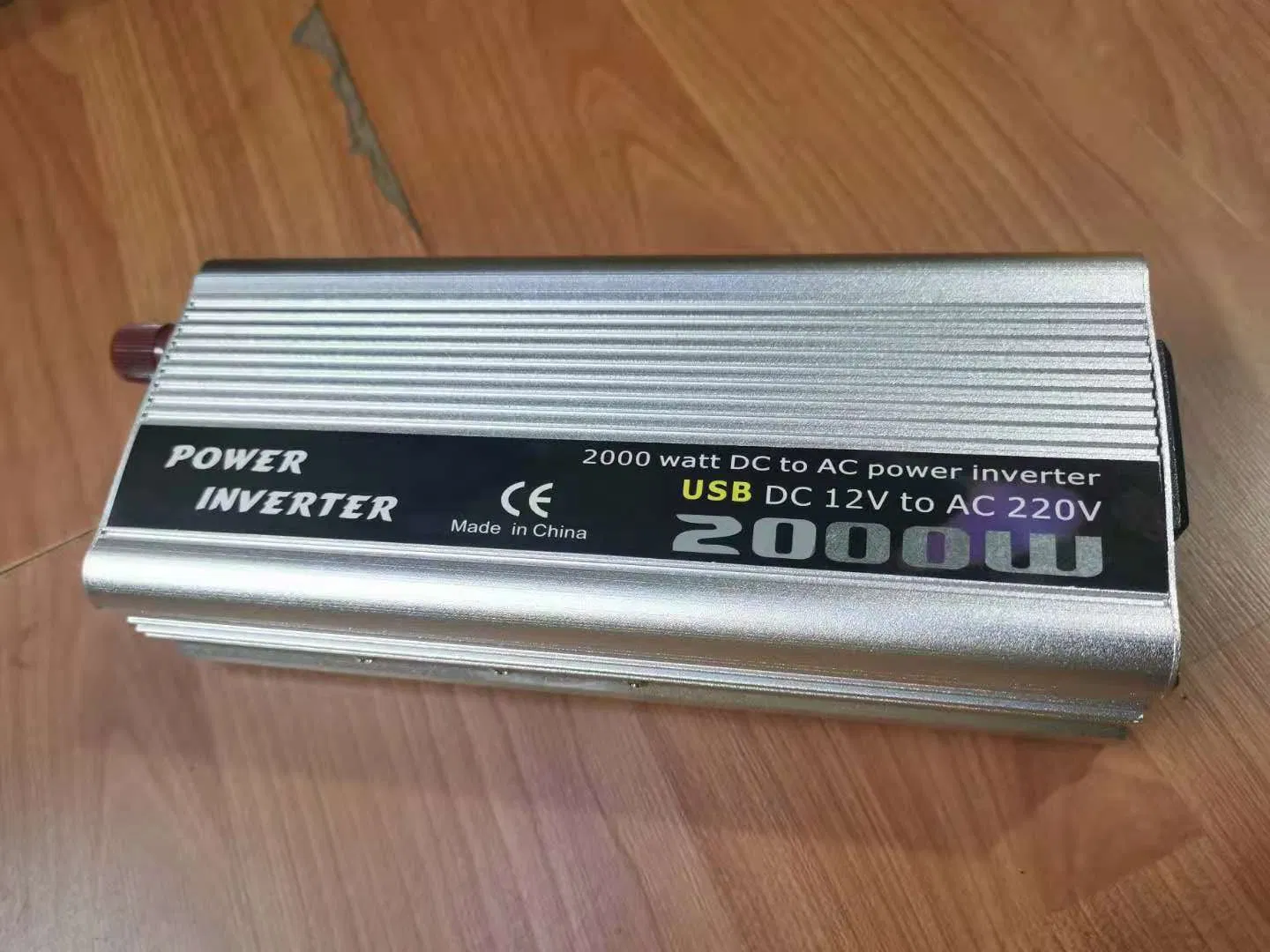 Solar System Inverter for Car 2000Watt DC to AC Modified Inverter