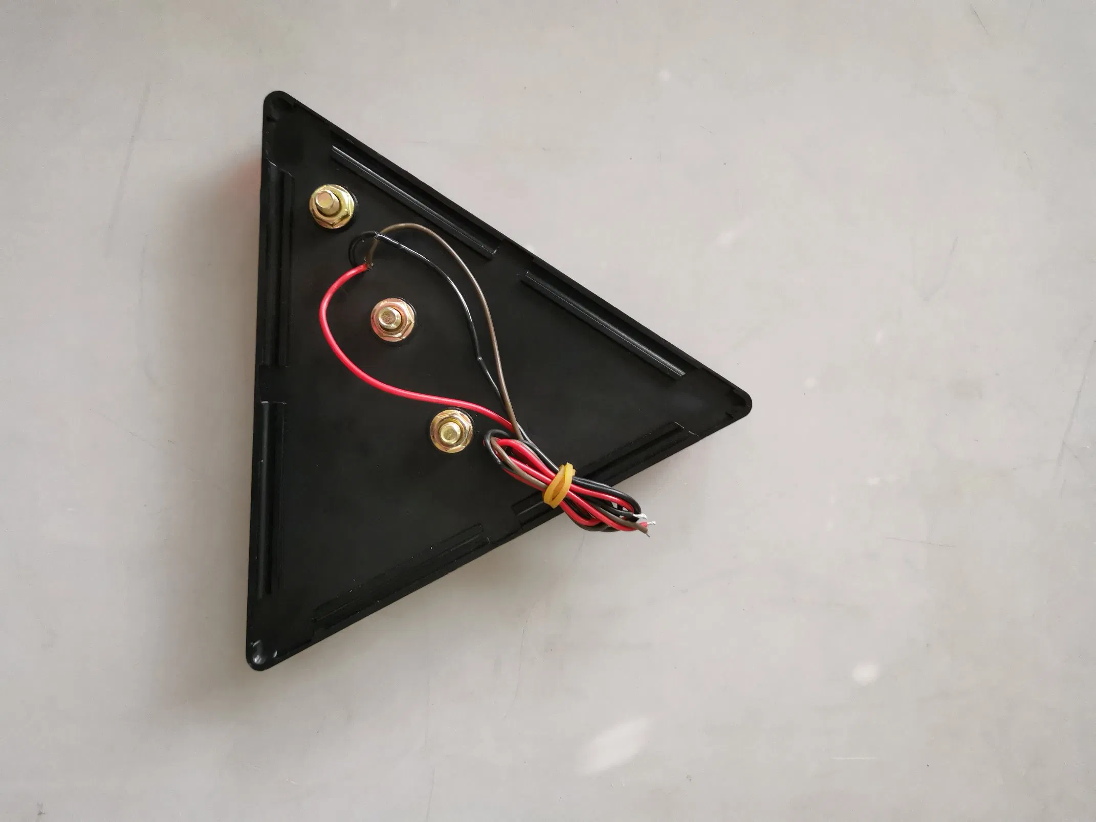 Задний фонарь для прицепа HC-B-32074, 12V/24V, красный