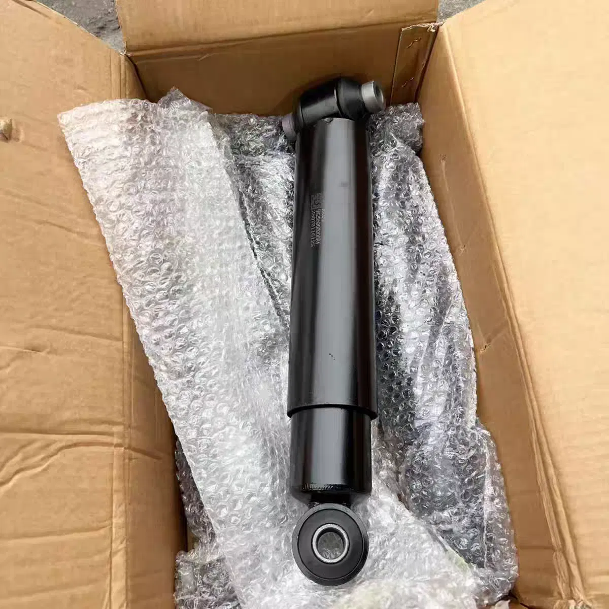 Heavy-Duty Truck Shock Absorbers, Specifically Designed for Long-Distance Transportation, Wear-Resistant with a Long Service Life