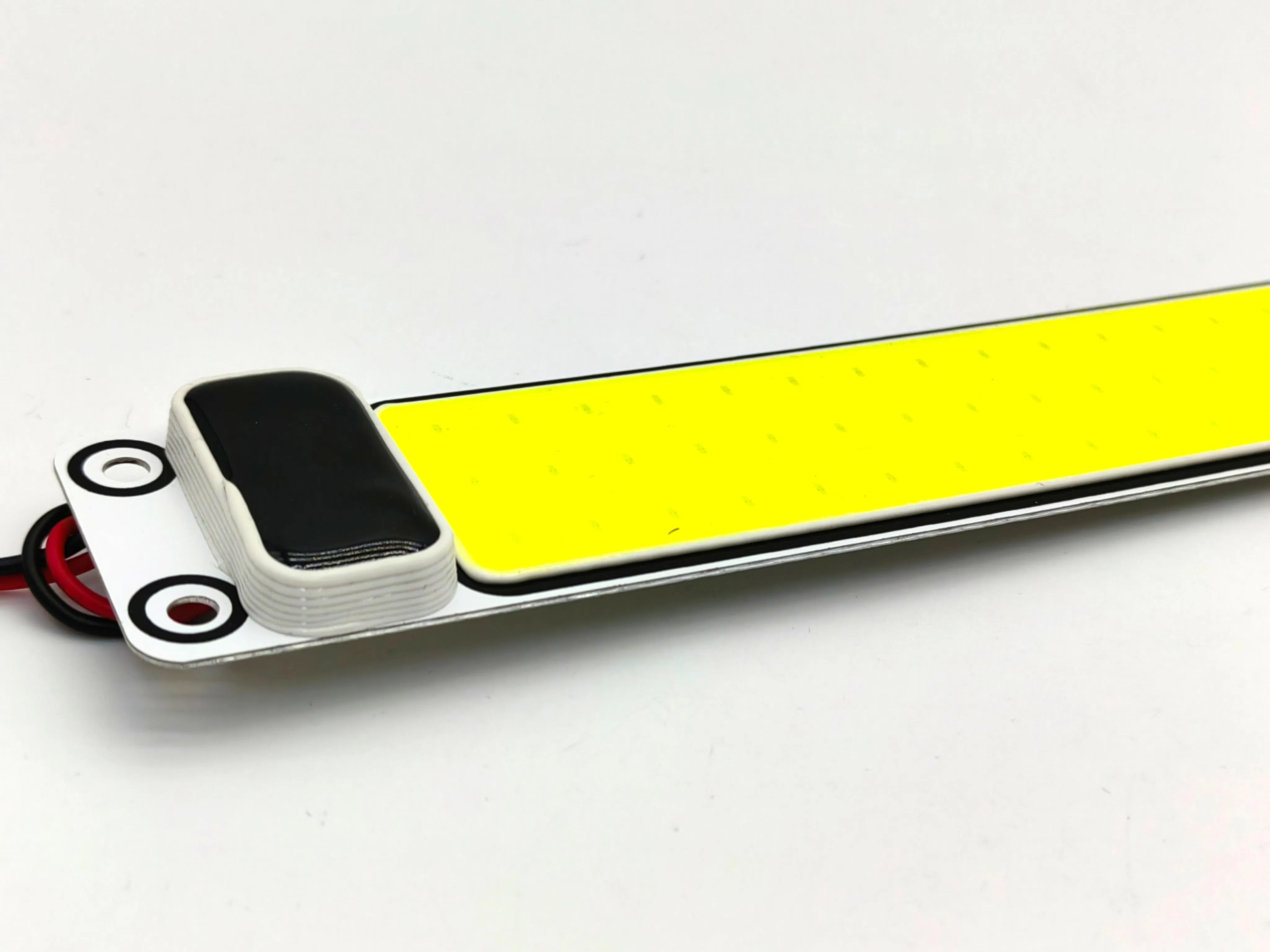 Светодиодная лампа COB Luxdrive для салона автомобиля