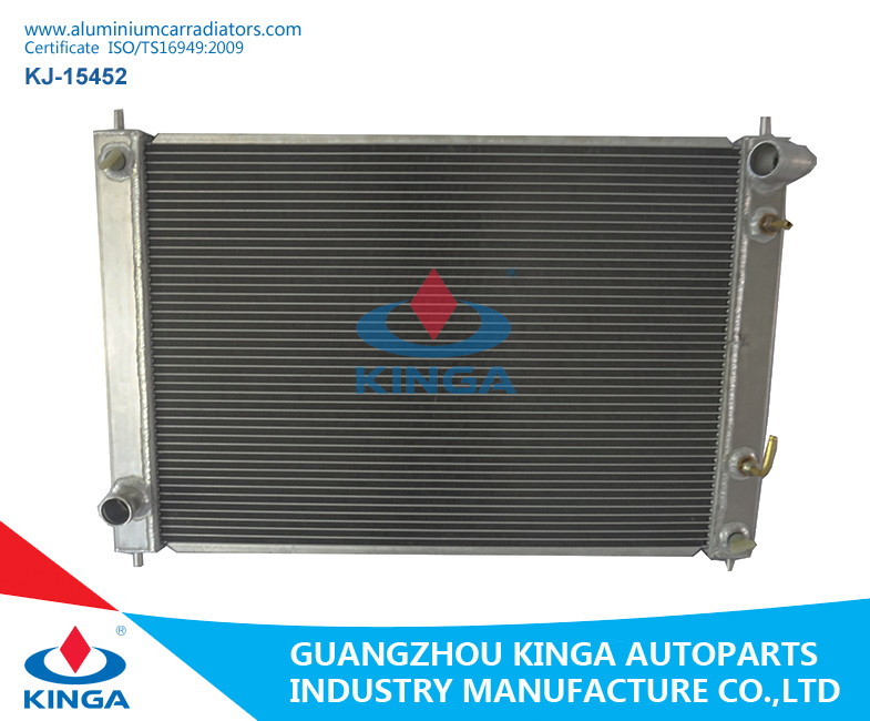 Алюминиевый радиатор для автомобилей и грузовиков