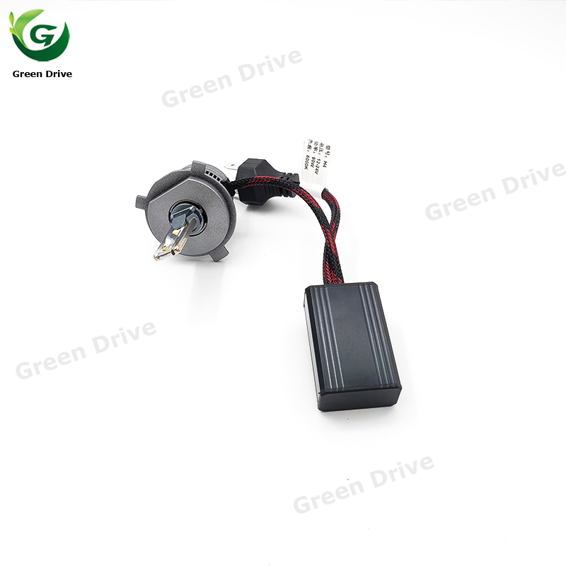 Светодиодные лампы H4 90W 6000K для авто