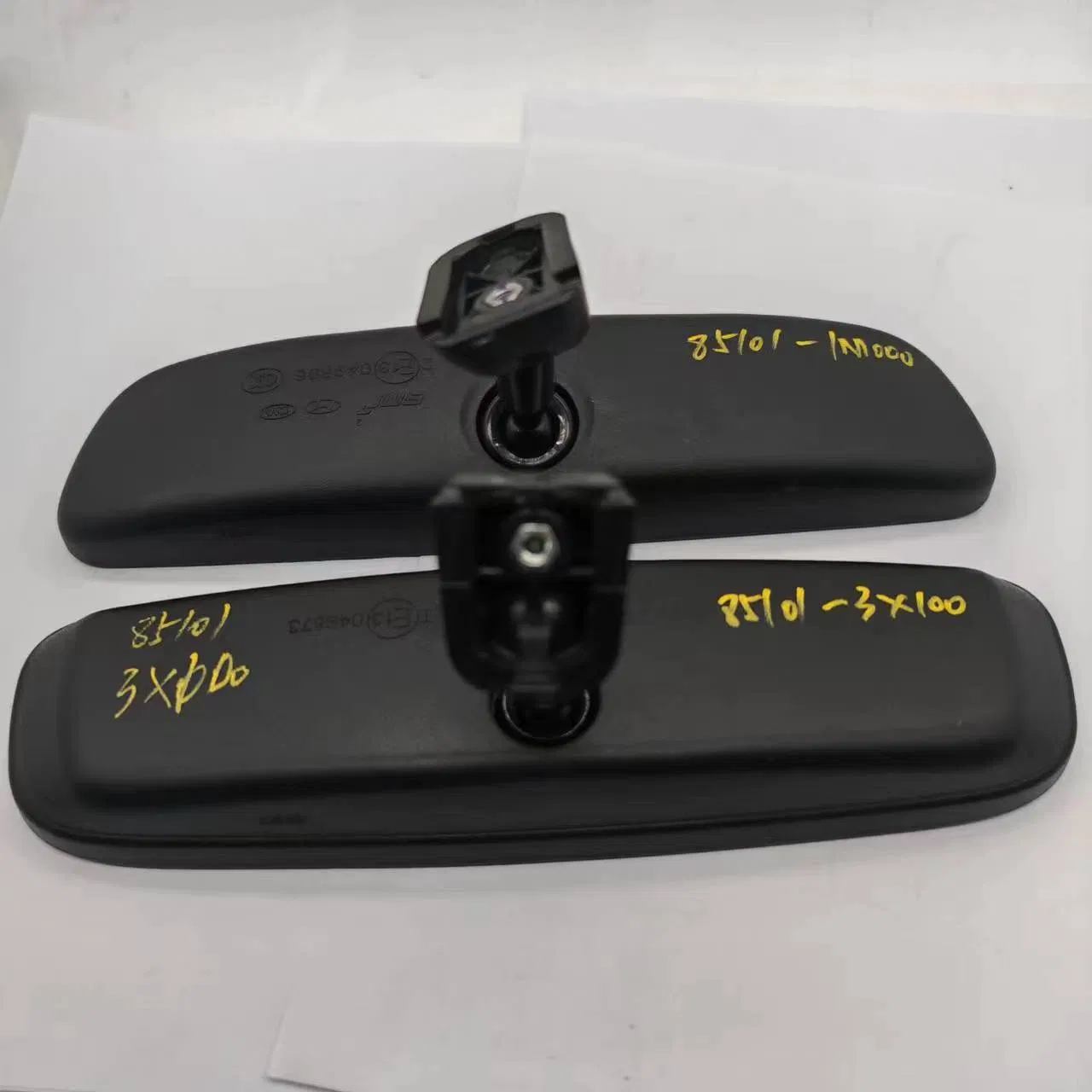 Premium Wide Angle Rear View Mirror for Clearer Vision 85101-1m000