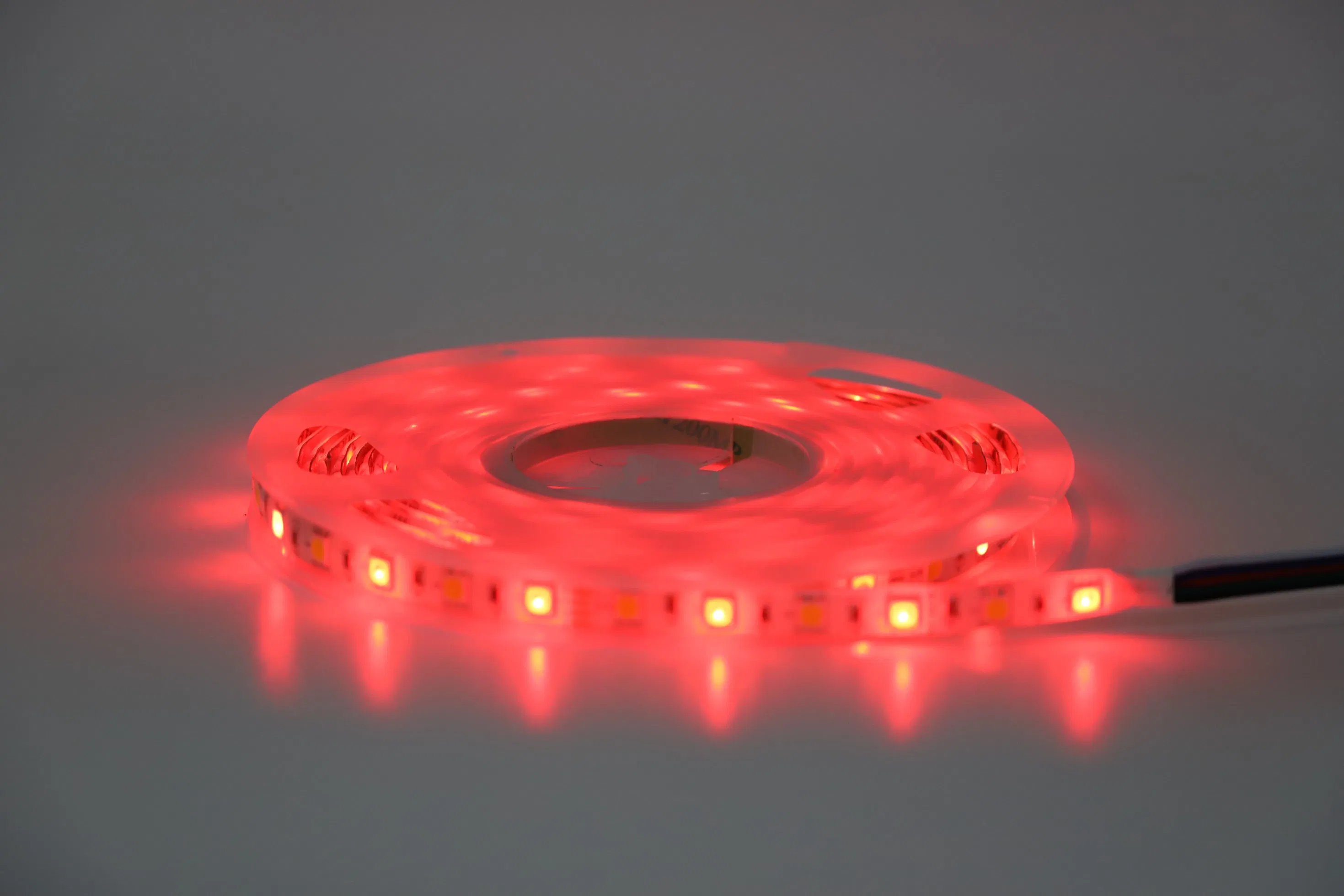 Светодиодная лента RGBW 5050 5м для авто и декора