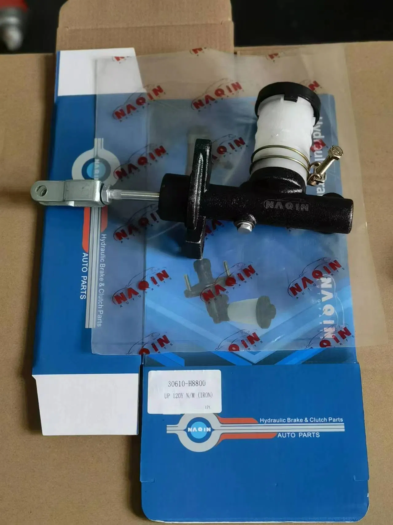 Главный цилиндр сцепления 30610-H8800 для Nissan