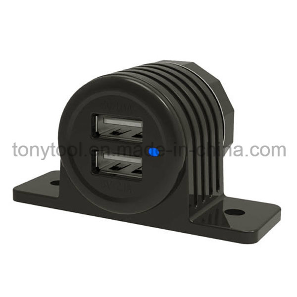 Двойной автомобильный USB-зарядник