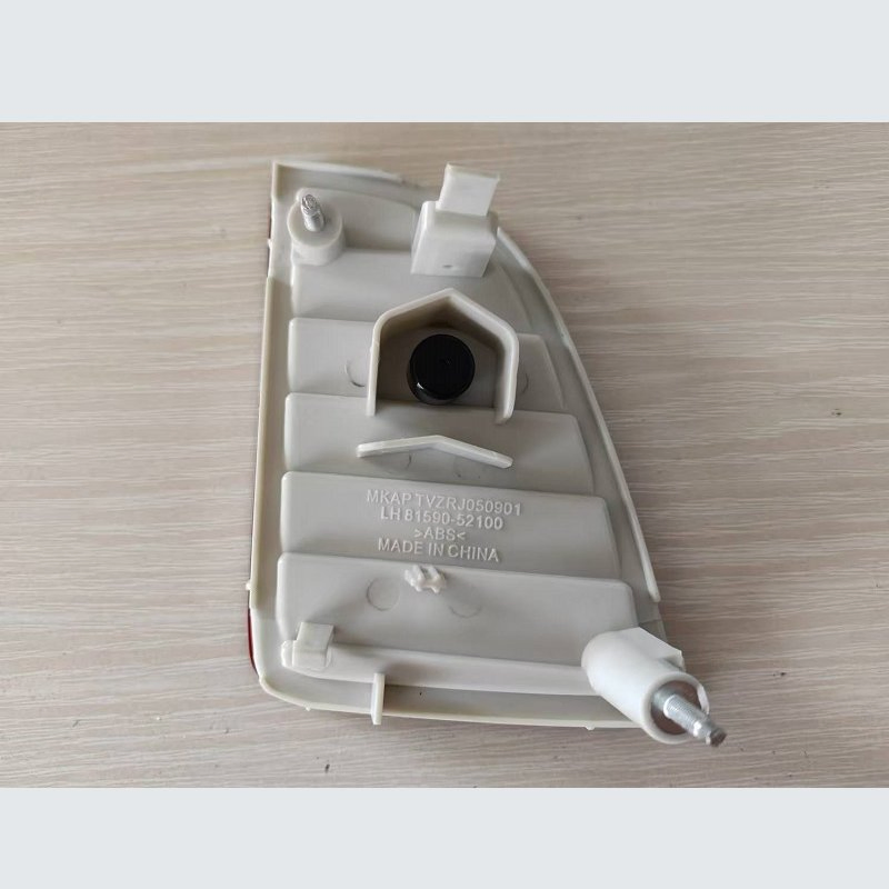 Rear Bumper Reflector for Vitz RS 2005-2007 Car Accessories 81590-52100 81580-52170