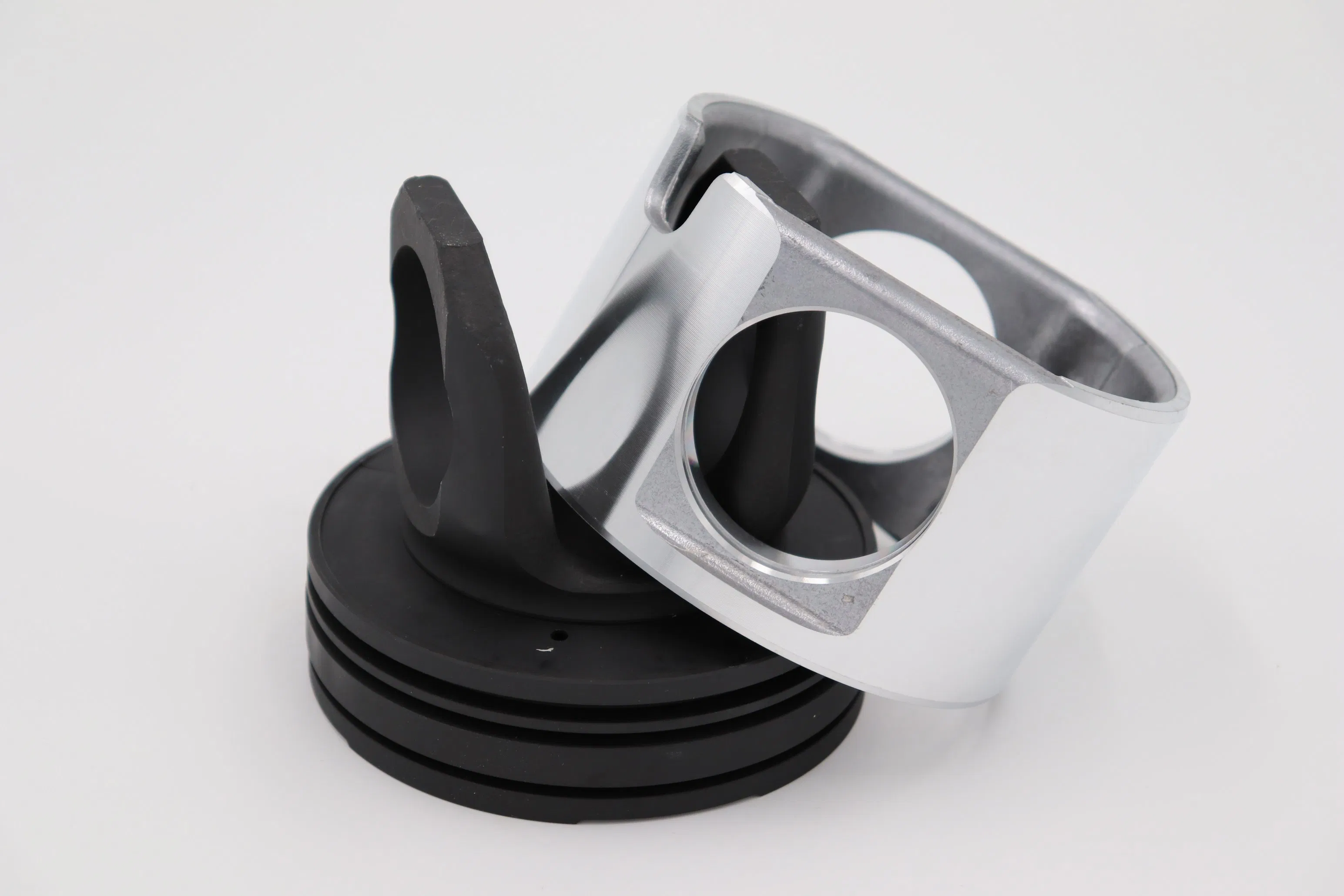 Поршень Dongfeng 4059948 для грузовиков