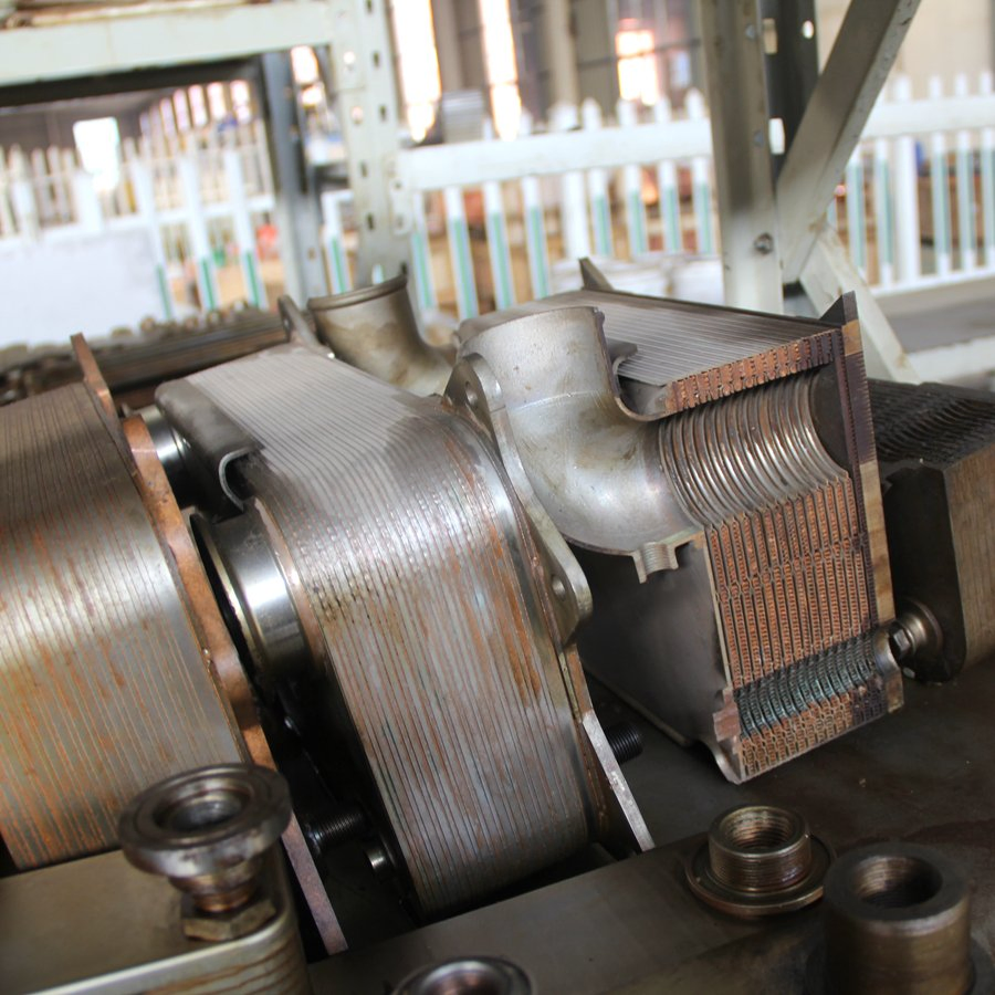 Масляный радиатор коробки передач ZF 0501219784 для DAF, MAN