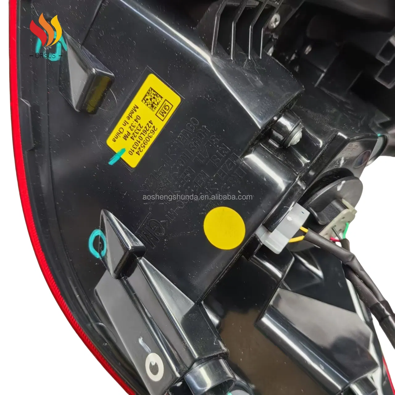 Automotive Lighting Systemcar Rear Brake Lamp 26309524 2630952526211713 26211714 Forche-Vrolet Tracker