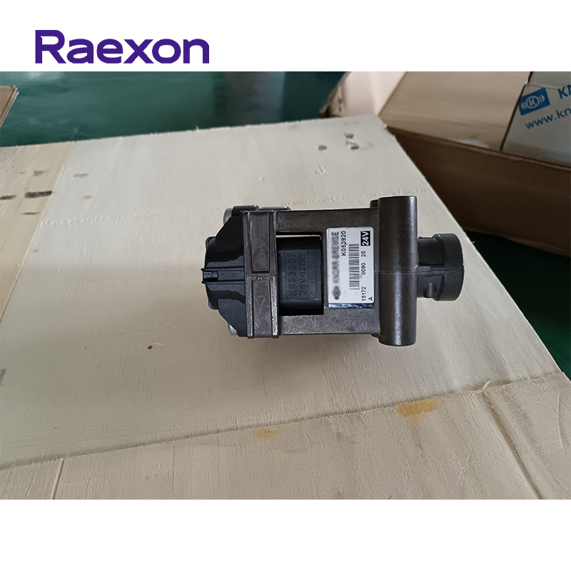 Electromagnetic Valve Solenoid Valve K053907 24V K053920 Stk053920n 3754110-Ta010