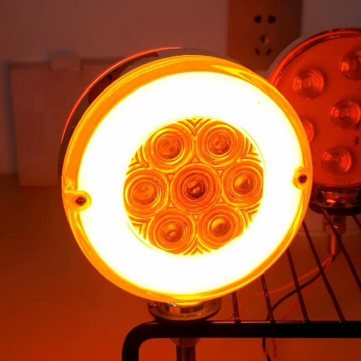 Двухсторонние светодиодные габаритные огни для эвакуатора