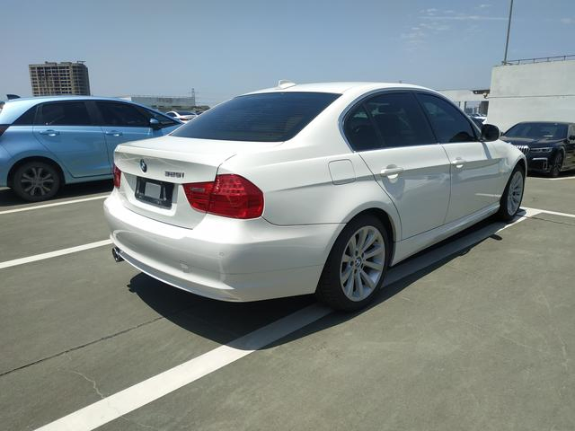 Б/у BMW 3 Series 2012, бензин