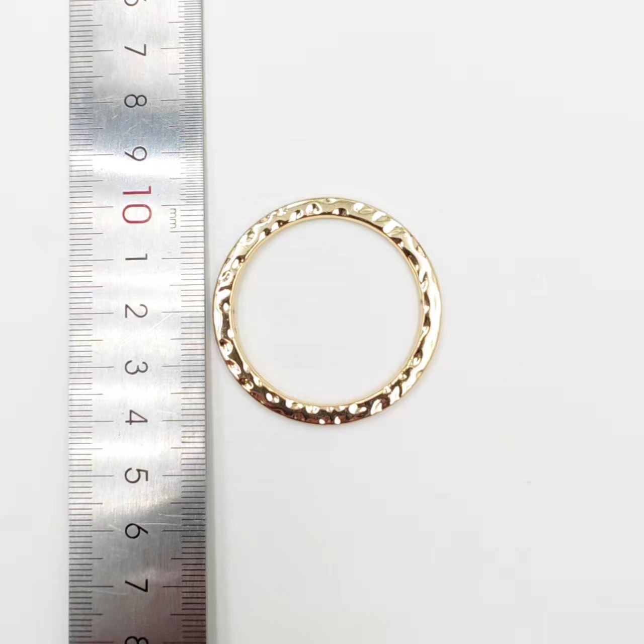 SHANGJIN Fashion Metal Bikini Ring with Chunky Hammered Texture, 35mm
