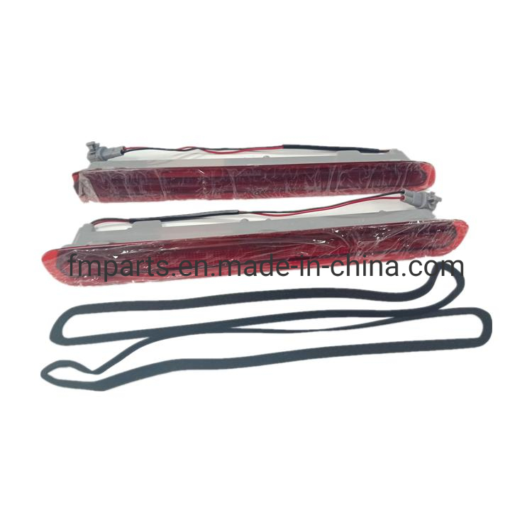 Стоп-сигнал Toyota Hilux 81570-0K100