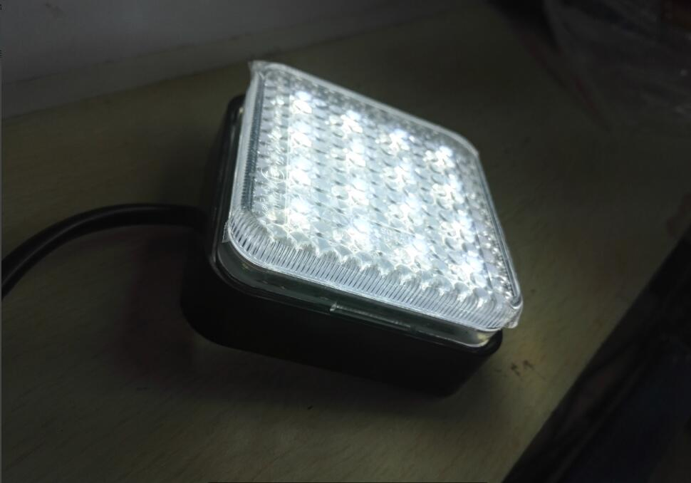 Задний фонарь LT121 E4 для Chevrolet