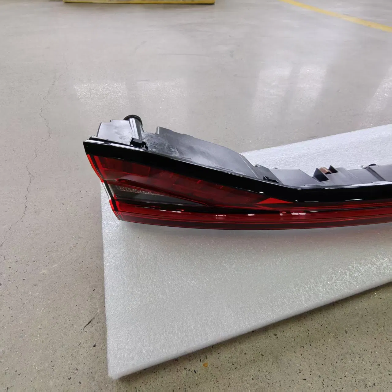 Original New Combination Rear Lamp Assembly for Haval Great Wall Gwm 4133104xkn01A