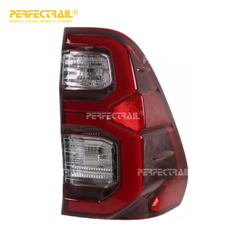 Задний фонарь для Toyota Hilux VIII Revo Rocco PERFECTRAIL