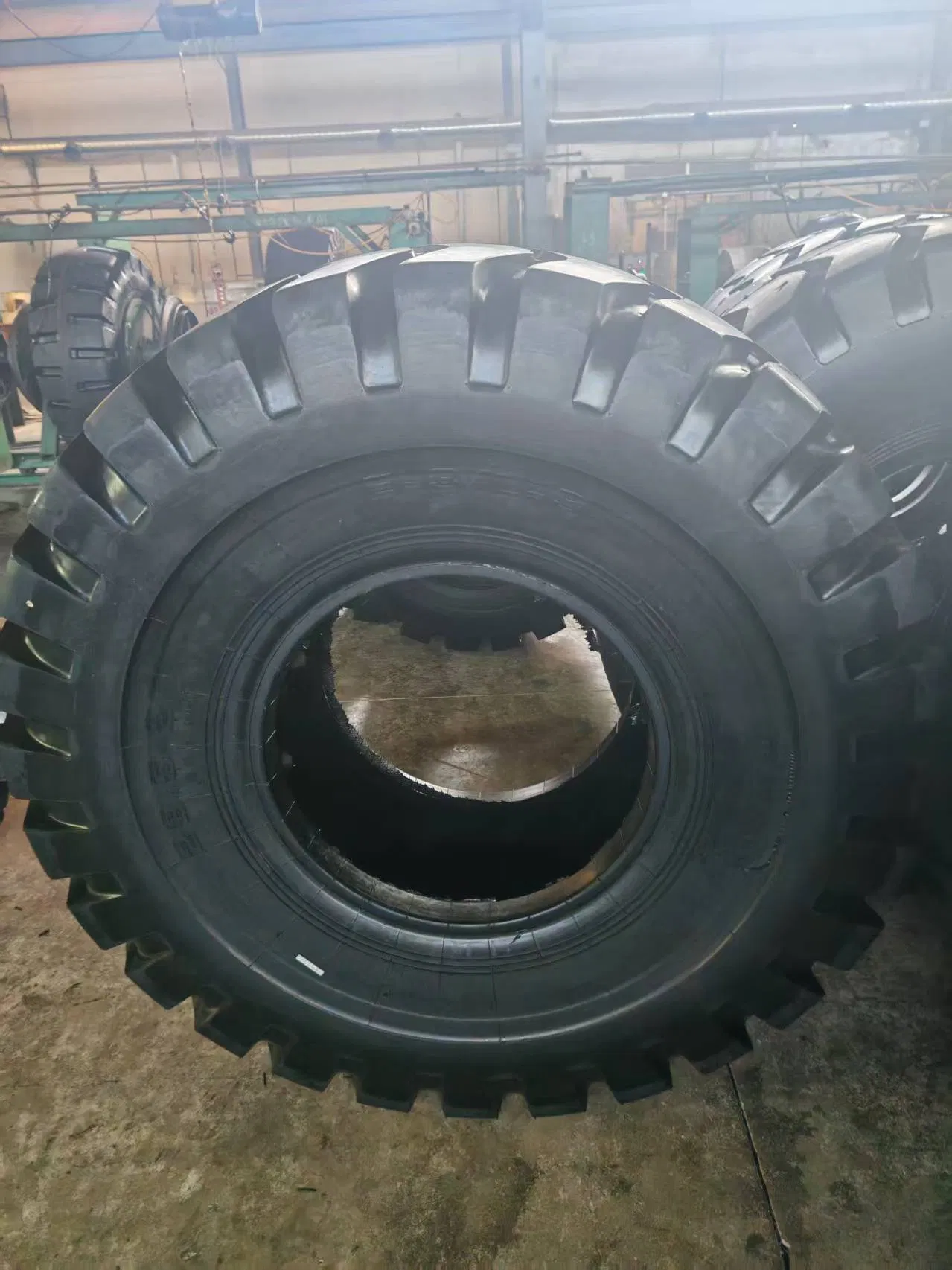 Radial Loader Bias Offroad Truck Industrial Wholesale Nylon Heavy-Duty OTR Tire 16/70r20