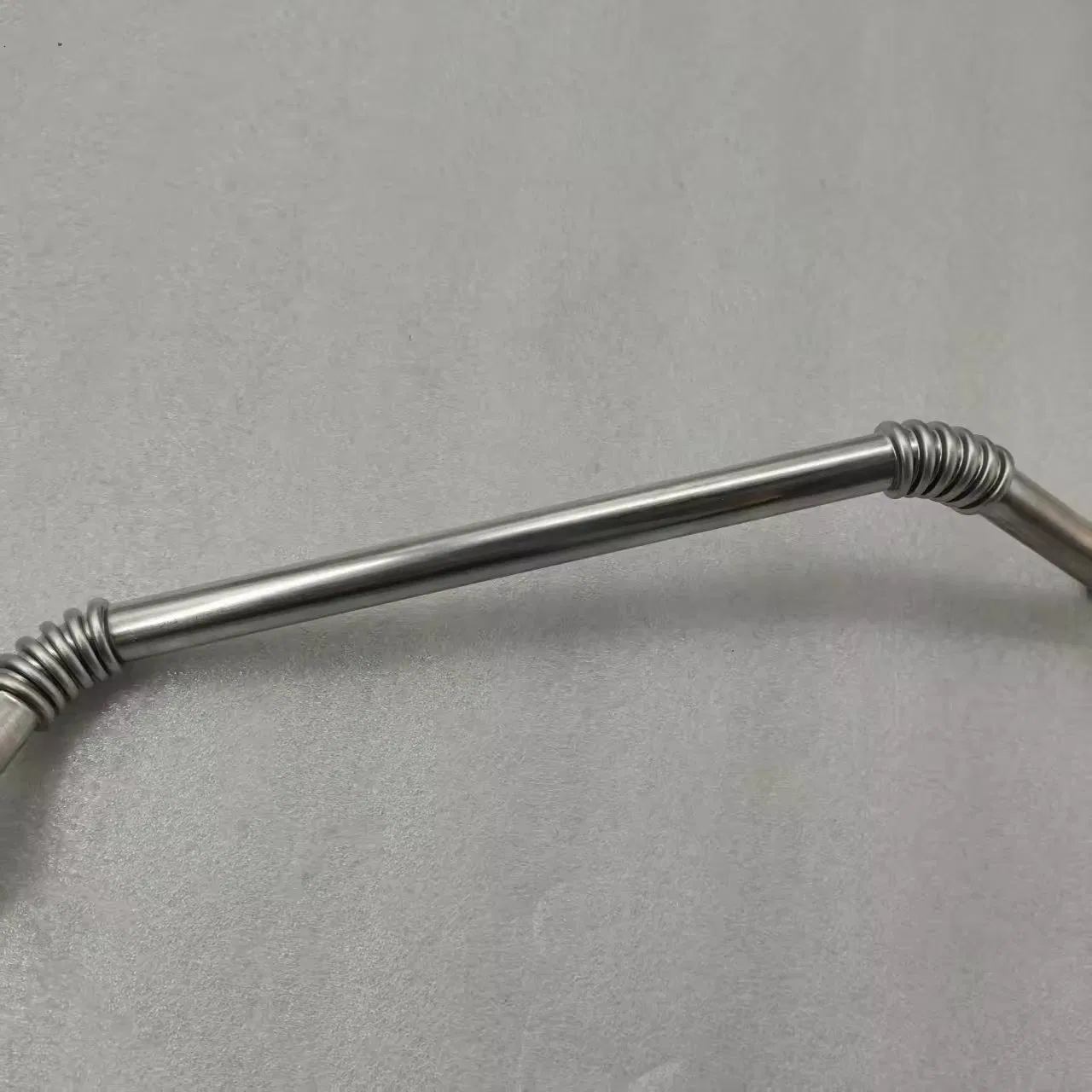 Маслоотводная трубка двигателя