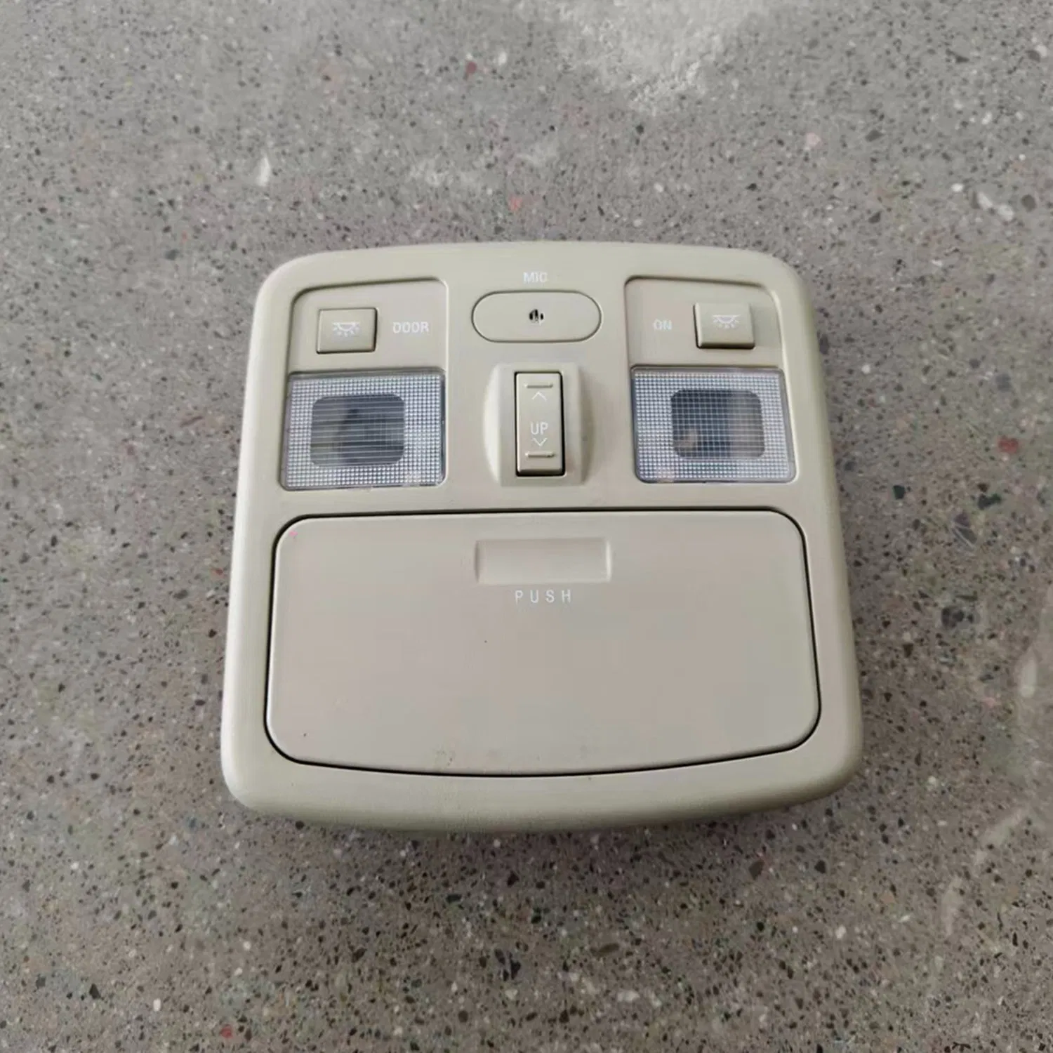 Excellent Feel Luxury 3714060-F01 Front Dome Sunroof Switch Assembly Changan Cx30 Origi