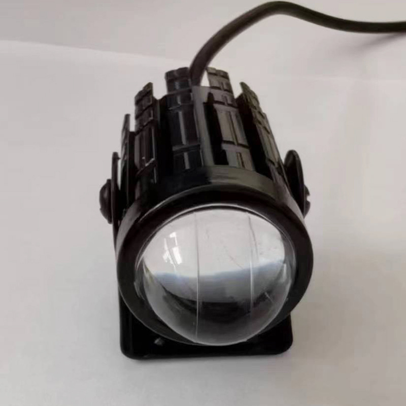 Wholesale Flash Modification Light Far and Near One Small Steel Gun Motorcycle Spotlight