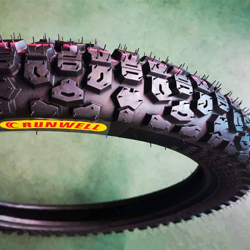 Мотошины камерные и бескамерные 2.75-18, 3.00-17, 300-18, 4.10-18