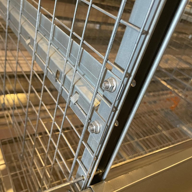 Клетка для кур-несушек автоматическая H-типа