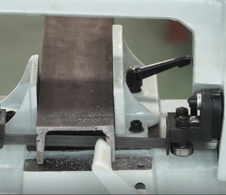 9" Band Saw Machine BS-260G