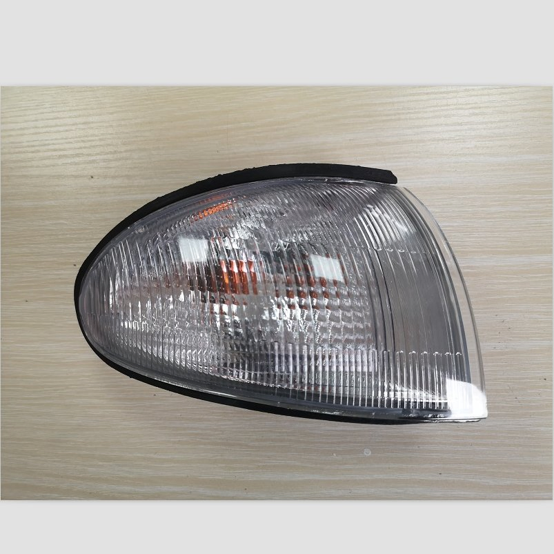 Угловая фара Hyundai Accent 1995-1997 3дв.