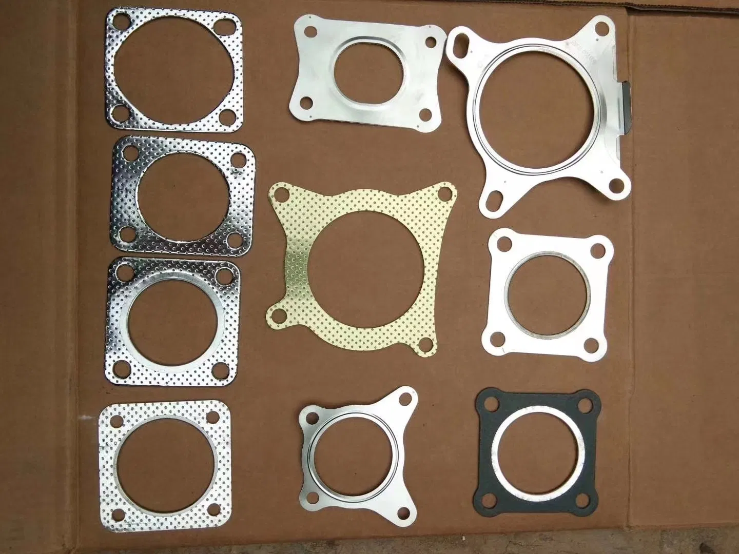 Прокладка выпускного коллектора с катализатором