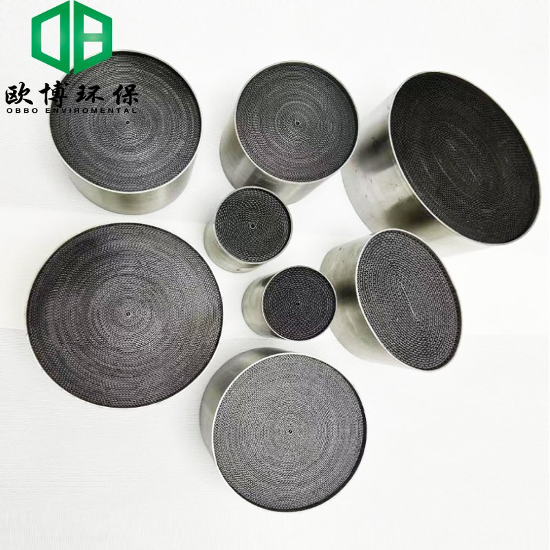 Катализатор универсальный Euro5 100cpsi 42x40 мм