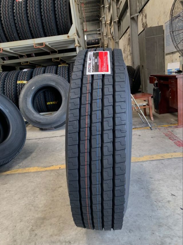 Truck Tire 295/R70 22.5 315 70 22.5 700 16 7.50-20 295/75r/22.5 11r22.5 295/80 R22.5 315 70 22.5 Radial Light Truck Tires 215 75r16