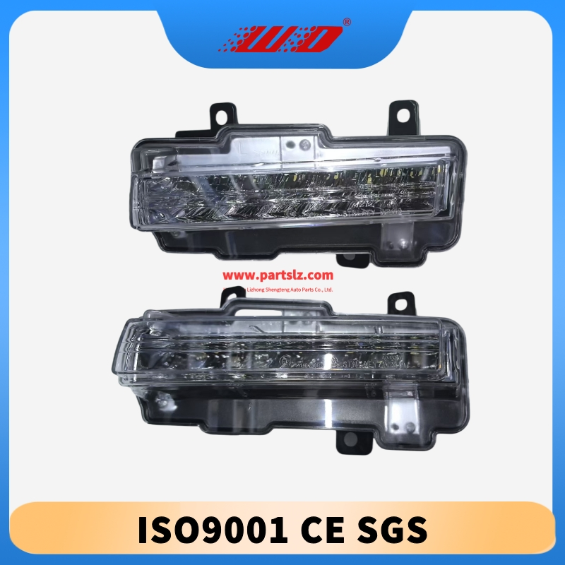 Factory Price Auto Part Daytime Running Light (DRL) 8312A019 L for Mitsubishi V93W