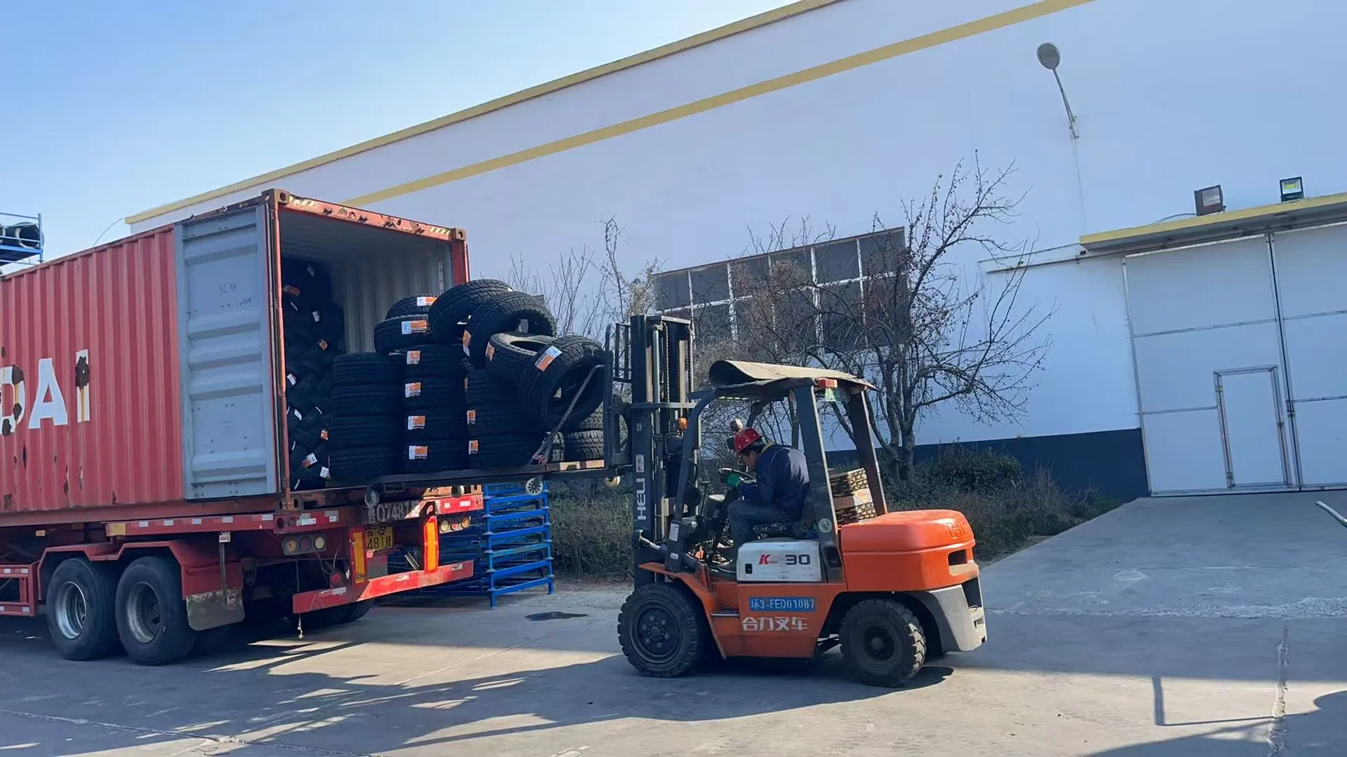 China Top quality New Agricultural Tyre, Farm Tire, Mining Tyres (6.00-14 6.50-15 4.50-12ULT 4.50-12ULT 5.00-12ULT 11.00-20 12.00-20) for Philipines