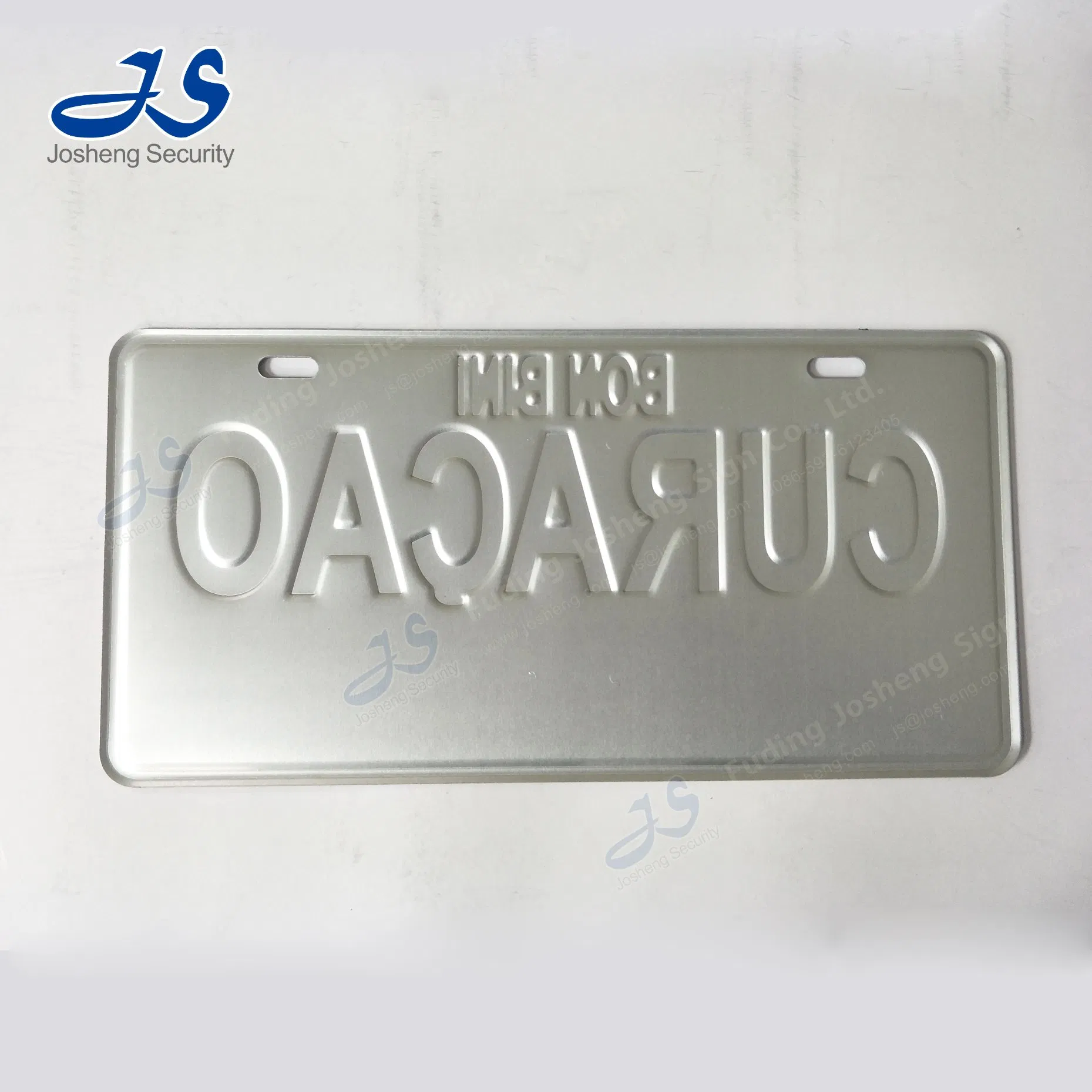 China Professional Vehicle License Plate Manufacturer