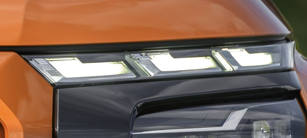 Дневные ходовые огни LED для Mitsubishi Triton L200 2024