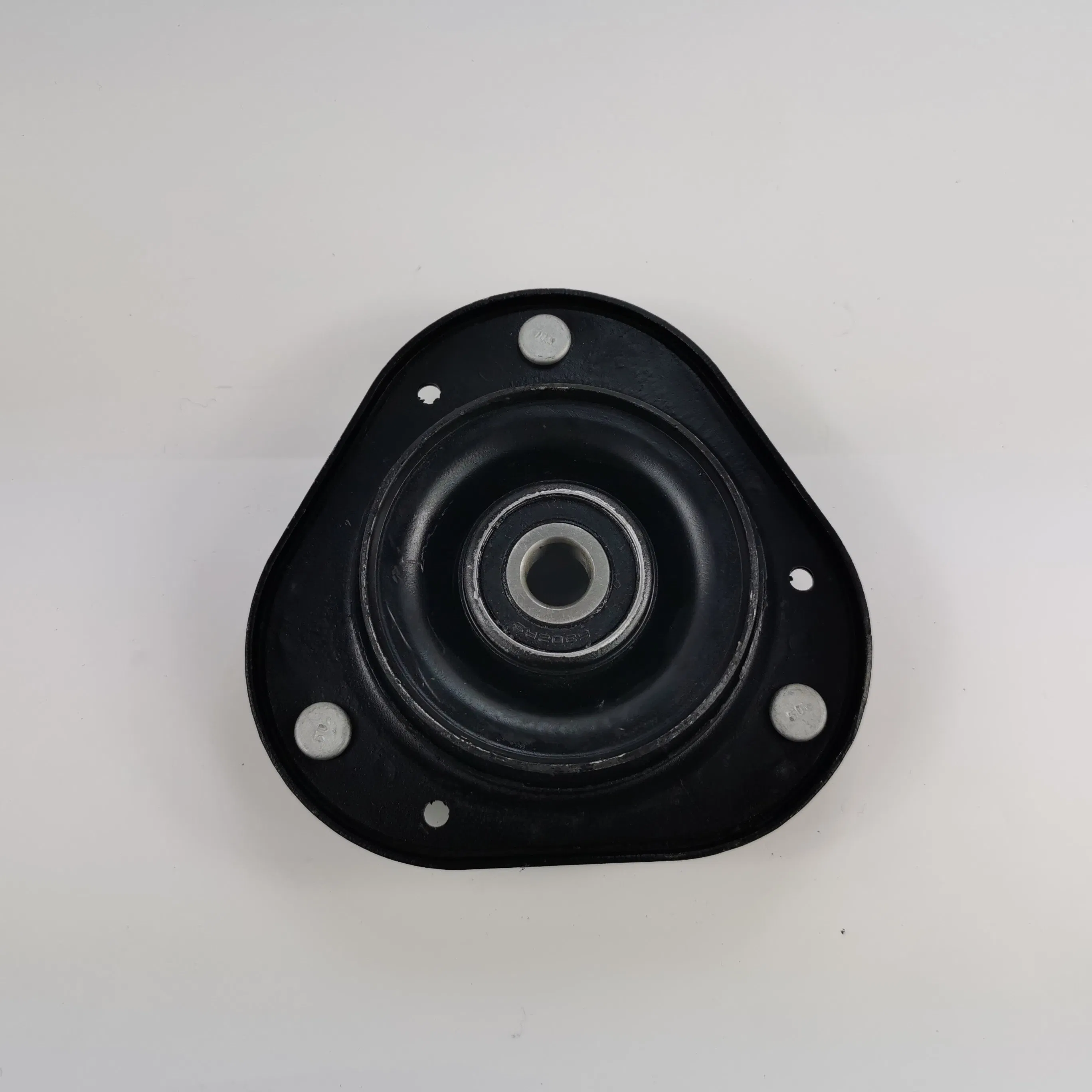 Комплект резиновых опор двигателя 48609-01040 для Toyota